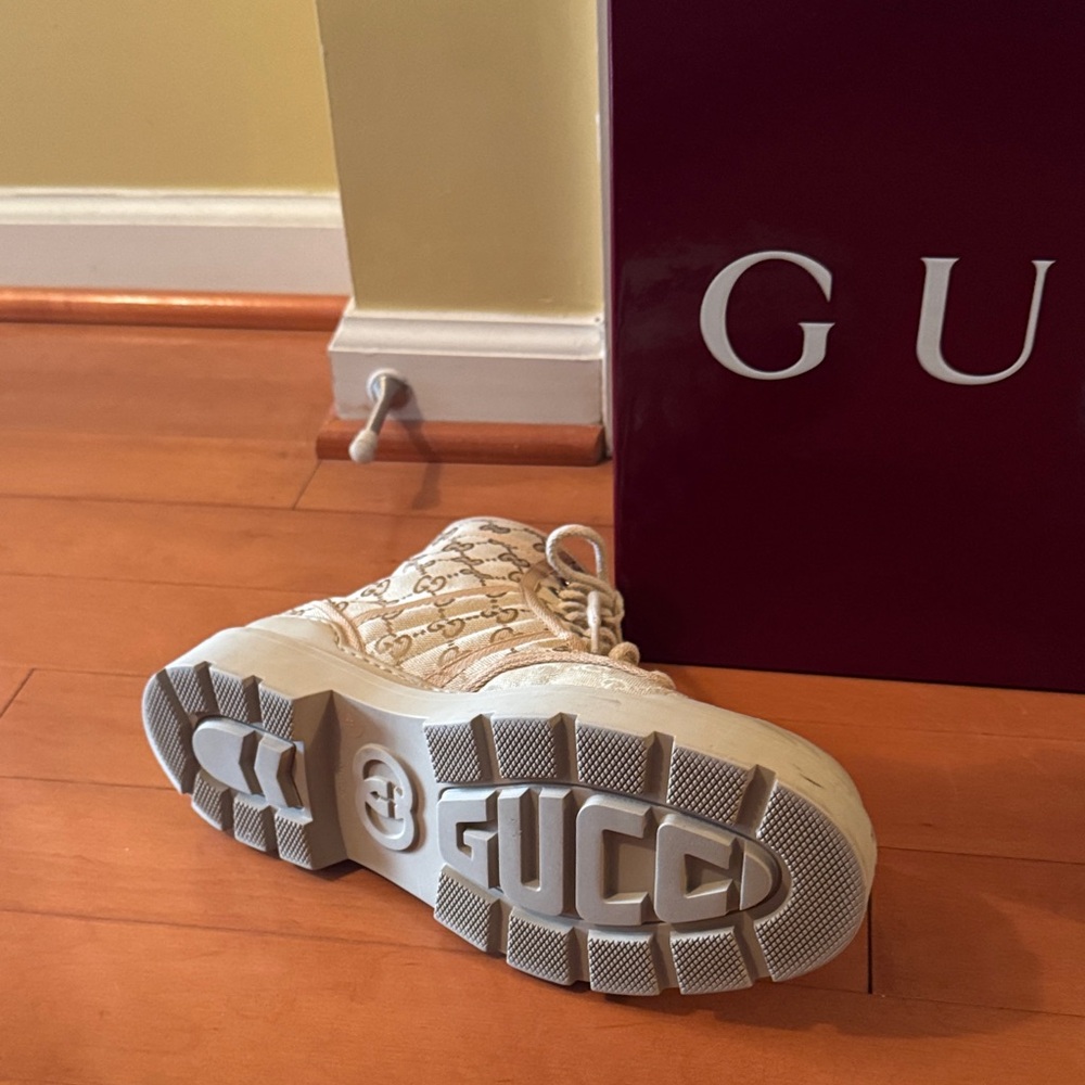 Gucci Beige Monogram High-Top Combat Boots - Picture 4 of 4